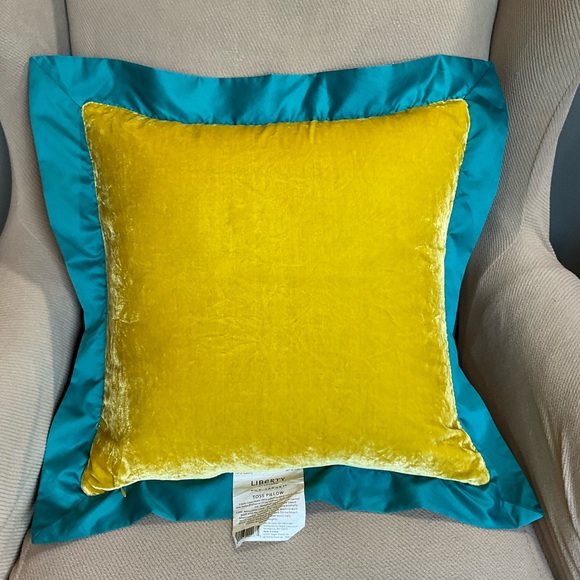 Liberty of London for Target 2010 Peacock Feathers Throw Pillows - Picture 5 of 14